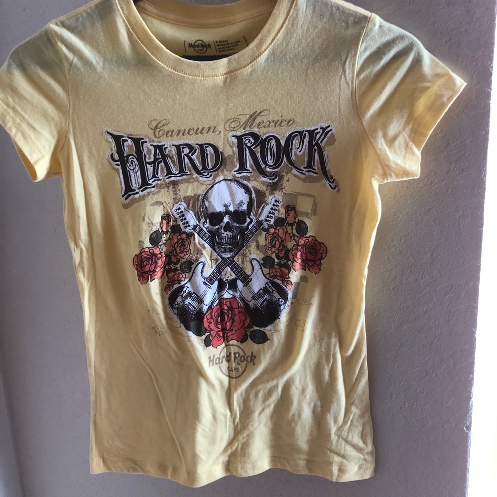 Hard Rock Cafe Graphic Design T-Shirt